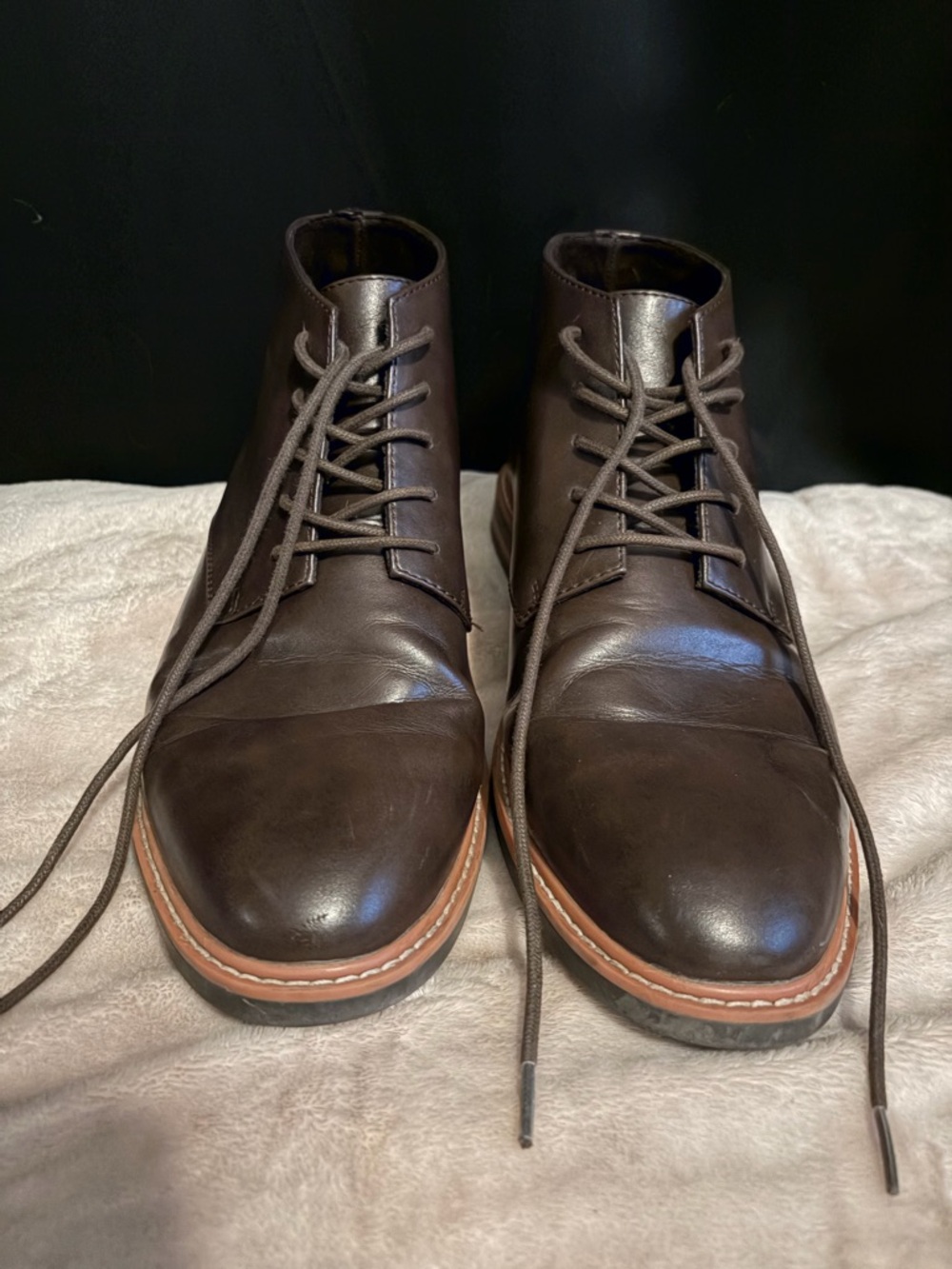 Classic Men's Brown Leather Chukka Boots
